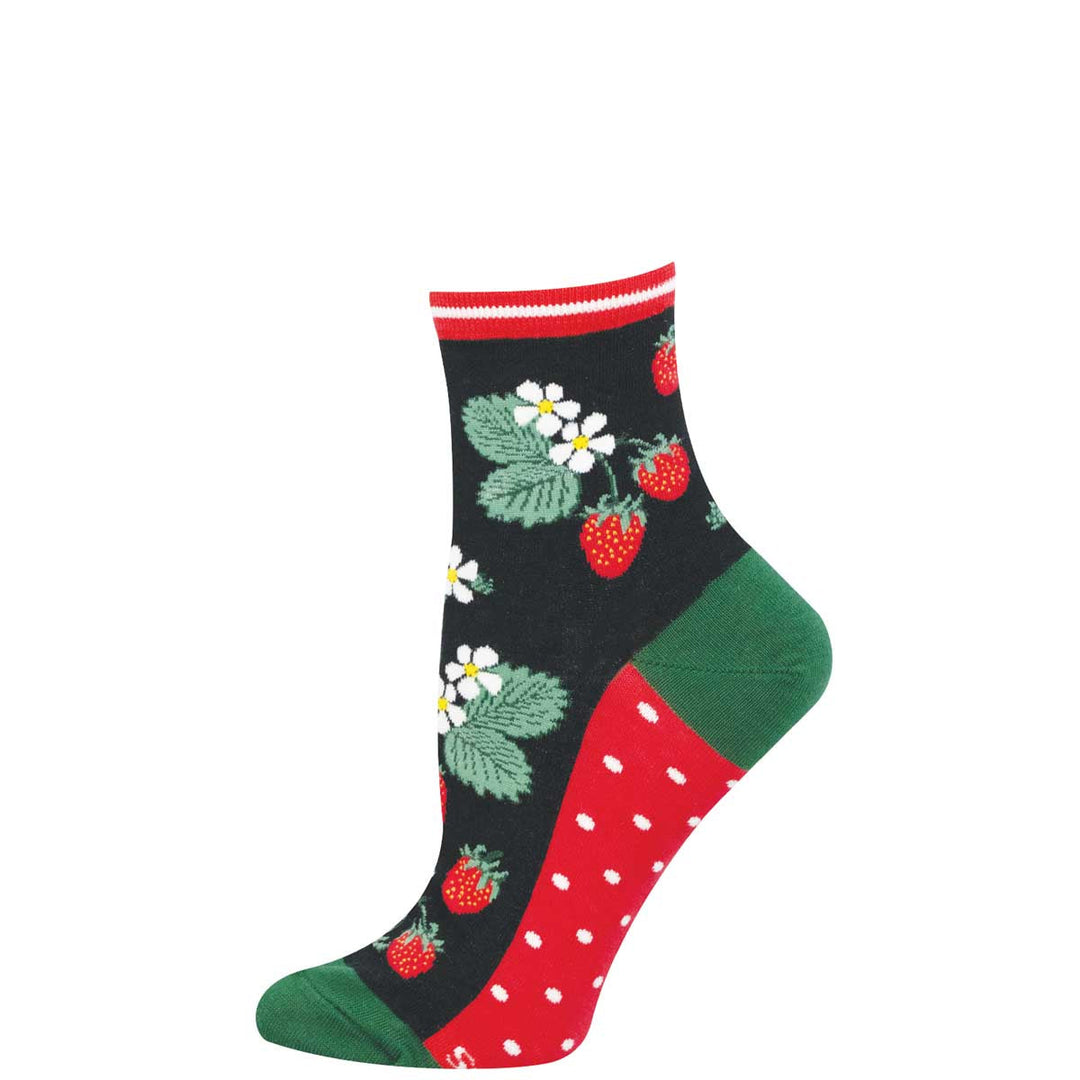 Strawberry Threads black socks - product view