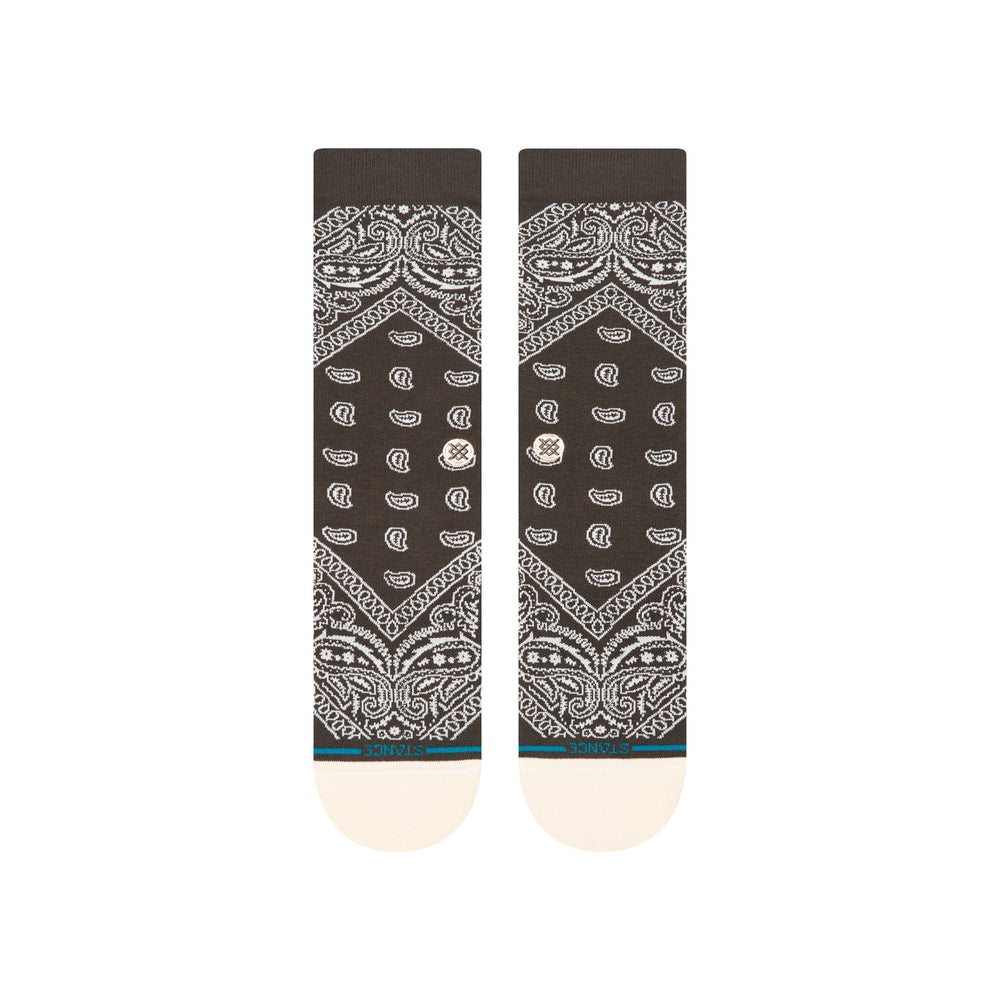 Men's black bandana paisley crew socks, flat back view
