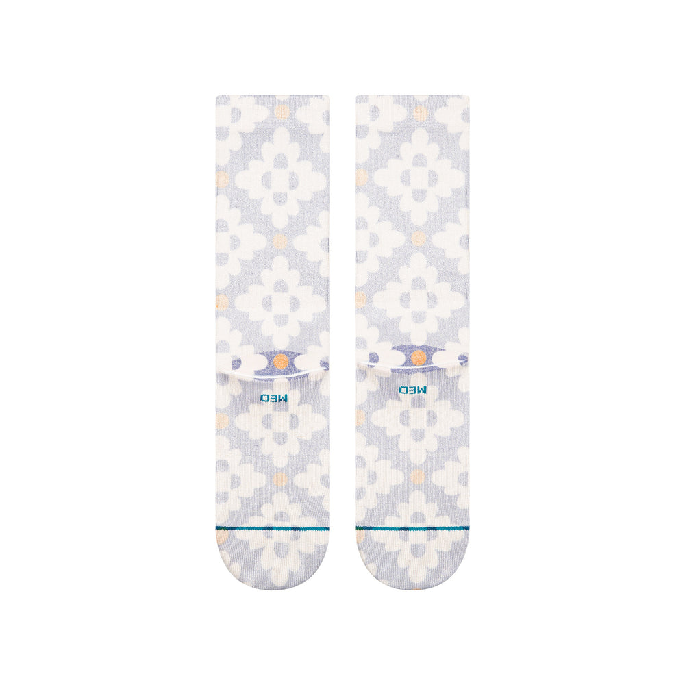 Women's daisy crew socks, flat back pair view, retro floral tile pattern on light blue