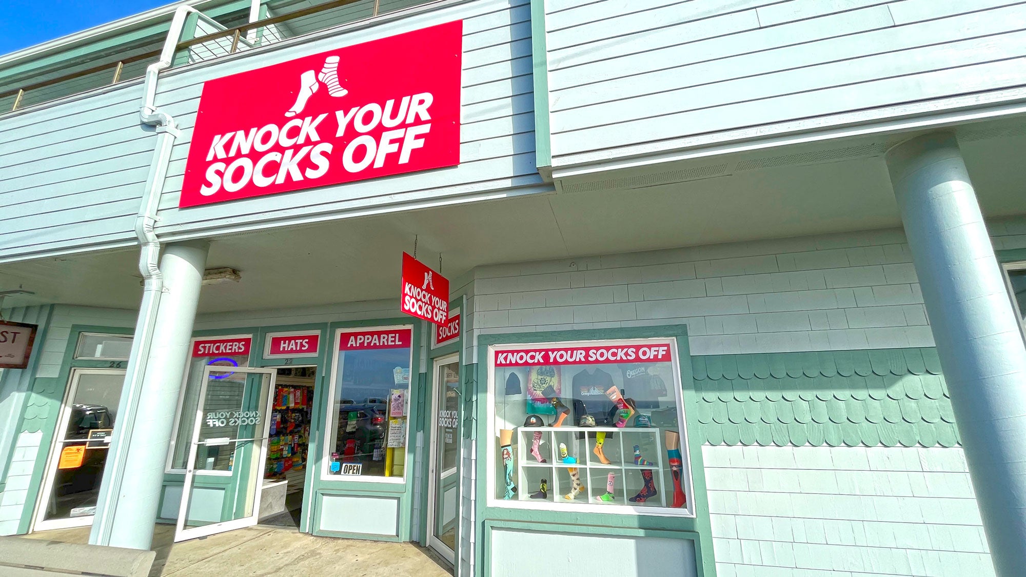 Knock Your Socks Off retail storefront in Depoe Bay, Oregon