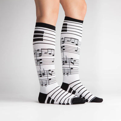 STRETCH-IT Footnotes Knee High Socks | Women's