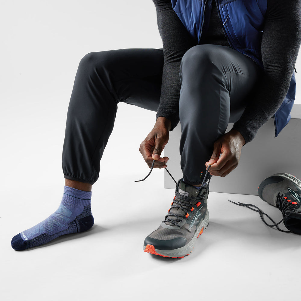 Smartwool Hike Light Cushion Ankle Socks in Nightfall blue