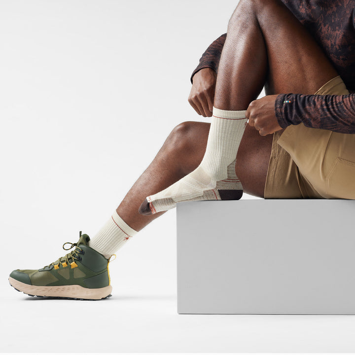 Smartwool Hike Light Cushion Crew Socks in Natural