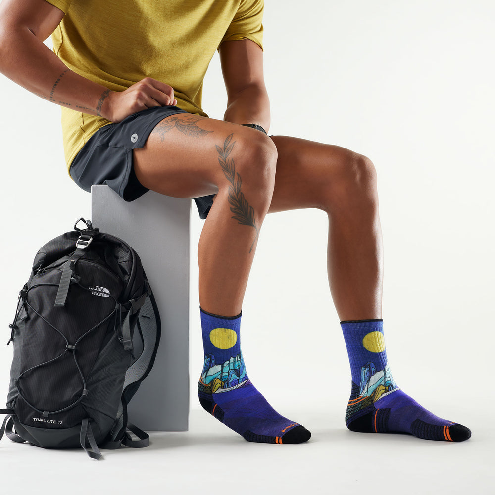 Smartwool Hike Targeted Cushion Mountain Myth Print Crew Socks in Deep navy