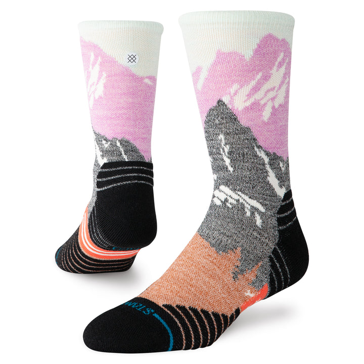 Out of range Berry Mid Performance Wool Crew Socks | Women&