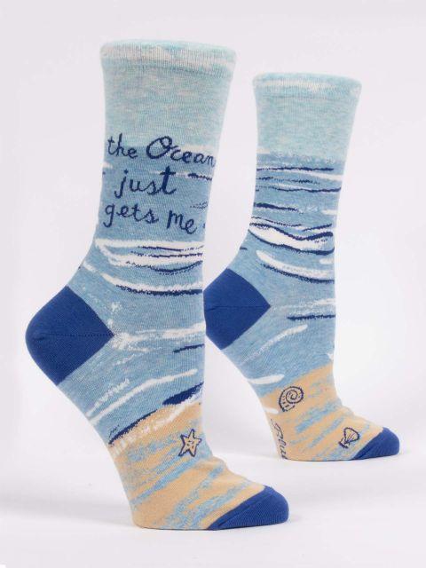 Blue Q - Ocean Gets Me Crew Socks | Women's - Knock Your Socks Off