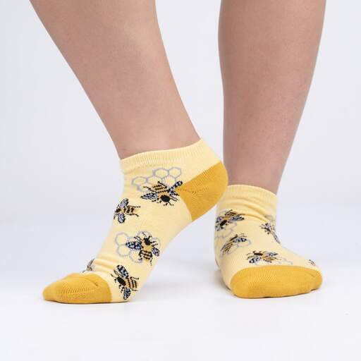 Sock It To Me - Let it Bee Ankle Socks | Women's - Knock Your Socks Off