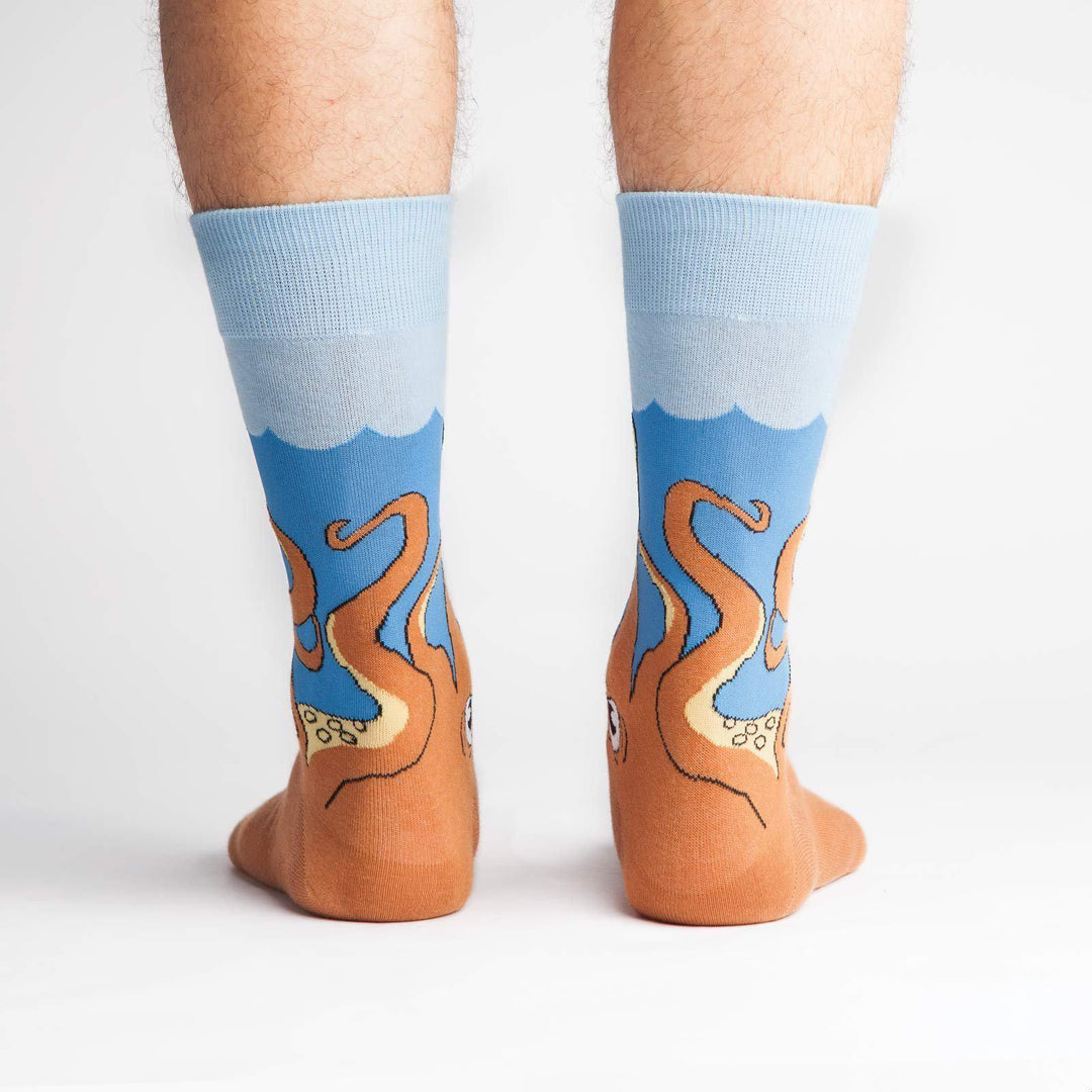 Back view of the squid crew socks worn on a man&
